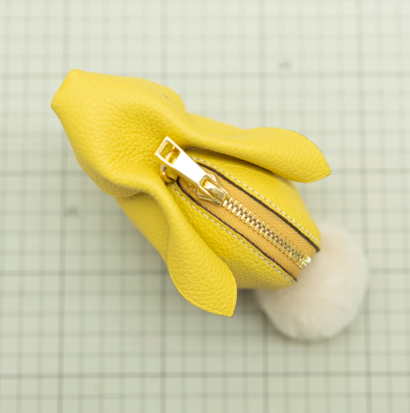 Leather Sewing Pattern: Rabbit Shaped Purse(DIY PDF Pattern) DWIPDFZS202